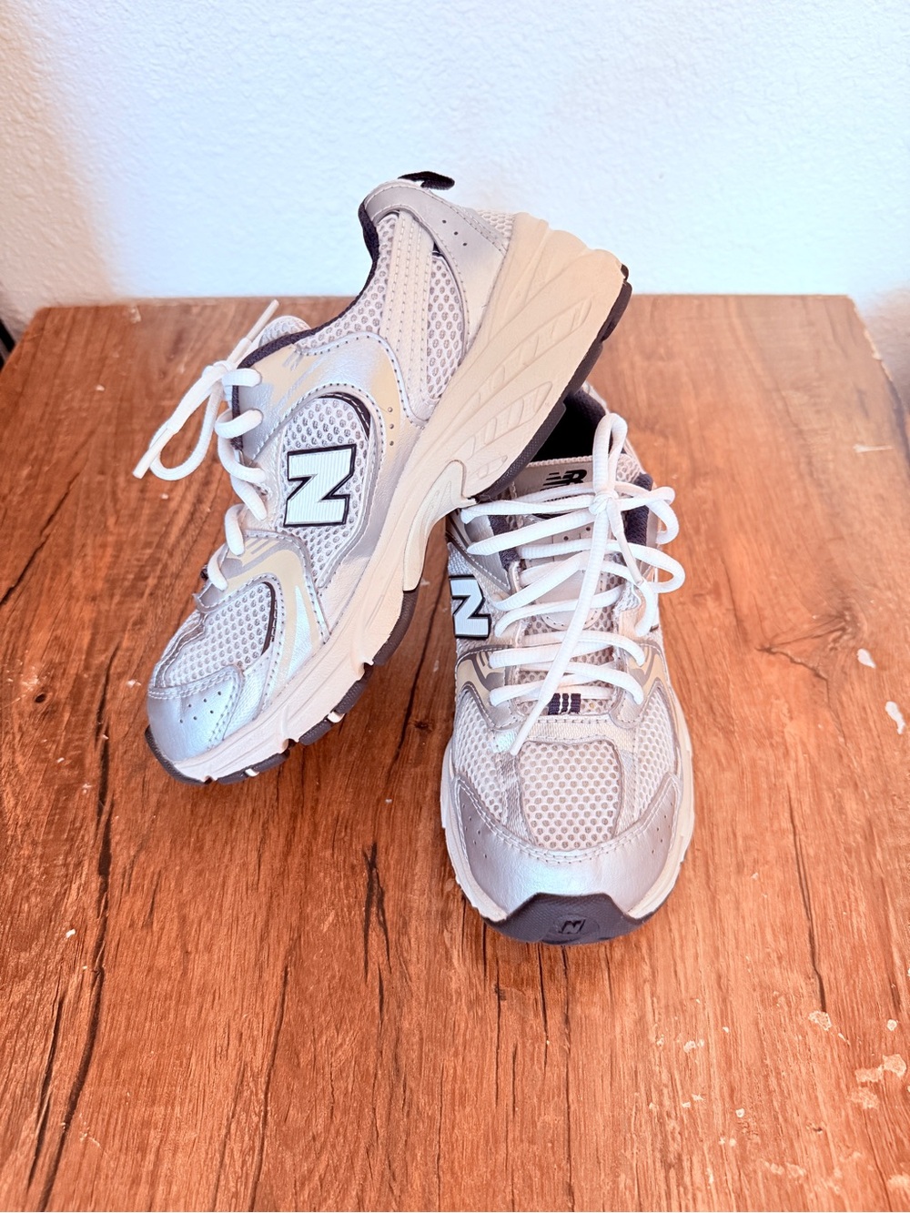 New Balance Women’s Silver and White Mesh Running Shoes